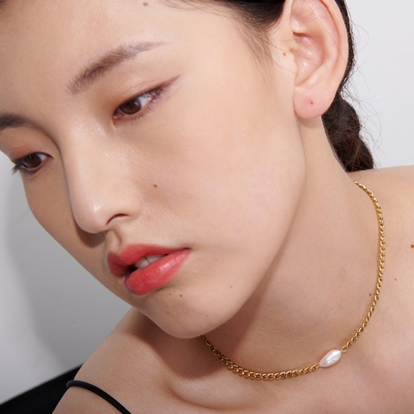 Elegant Pearl Chain Necklace - Picture 7 of 9